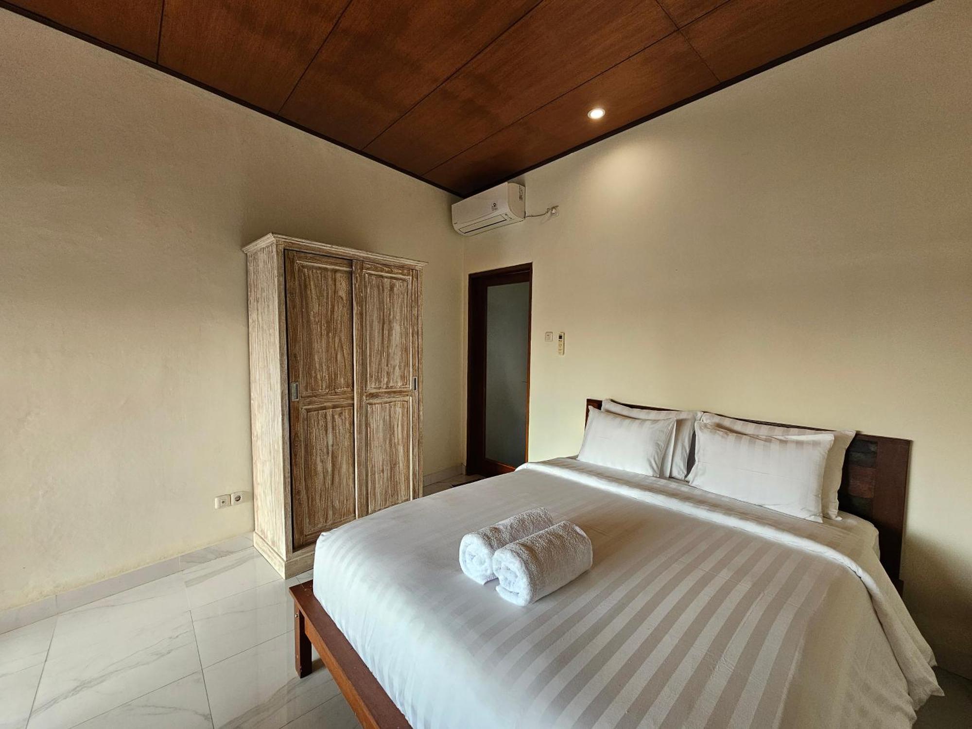 Tegalsari Guest House Canggu Exterior photo