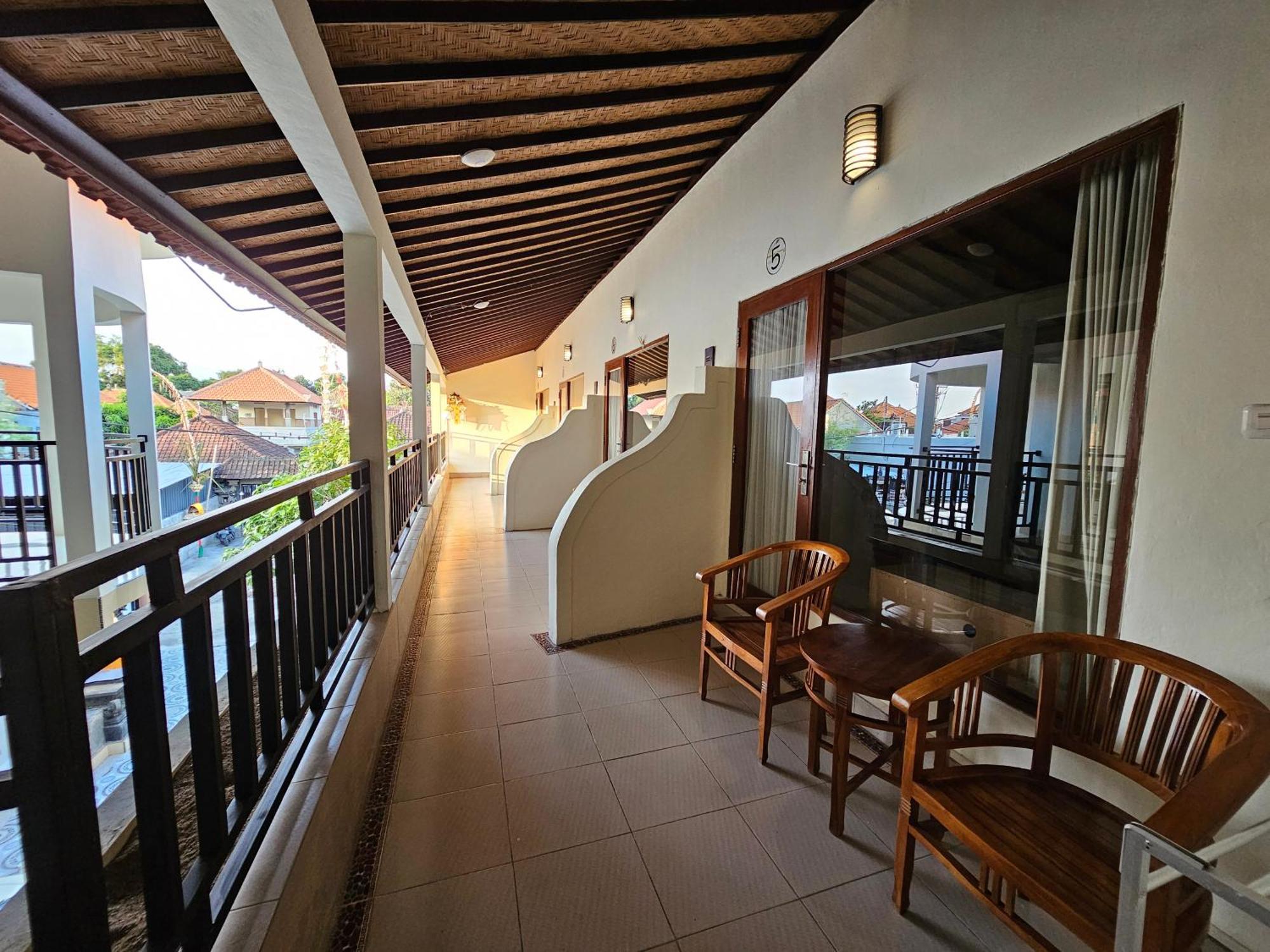 Tegalsari Guest House Canggu Exterior photo